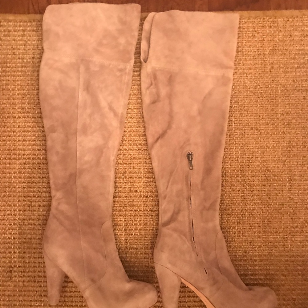 Cynthia Vincent Suede Boots 8.5